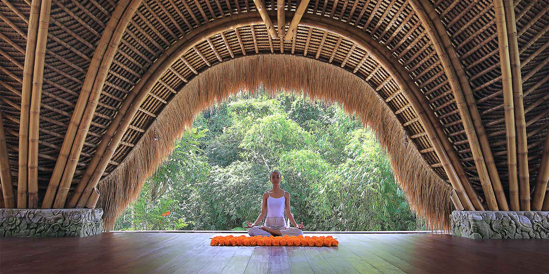 Surya Puja Yoga - Pramana Watu Kurung