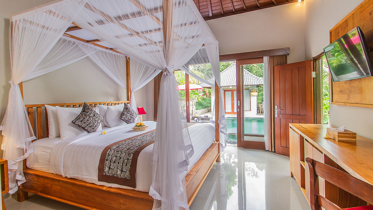 Four Bedrooms Villa