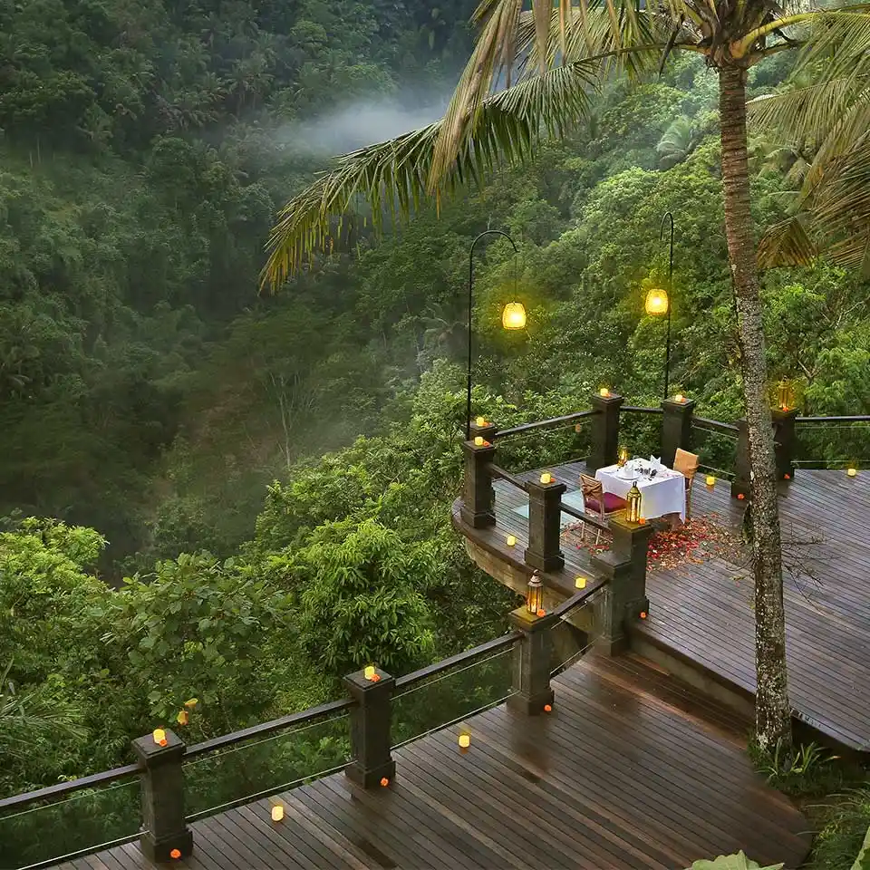 Pramana Hotels & Resort